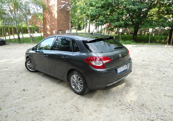 Citroen C4 cena 24900 przebieg: 225000, rok produkcji 2012 z Piaski małe 106